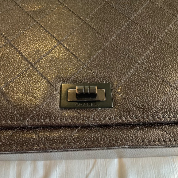 Chanel chocolate brown vintage caviar leather  with convertible strap - Picture 9 of 16